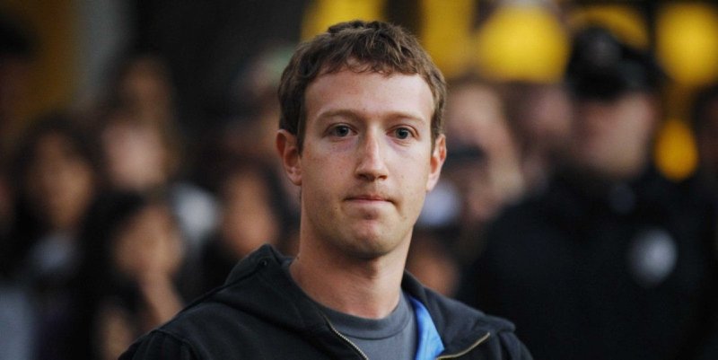 FACEBOOK VE ZUCKERBERG KAYBEDİYOR