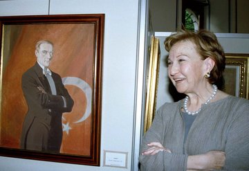 Suna Kıraç hayatını kaybetti