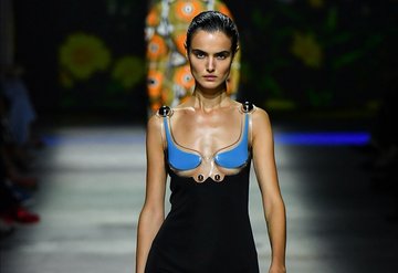 Christopher Kane ile kendi maskeni yap!