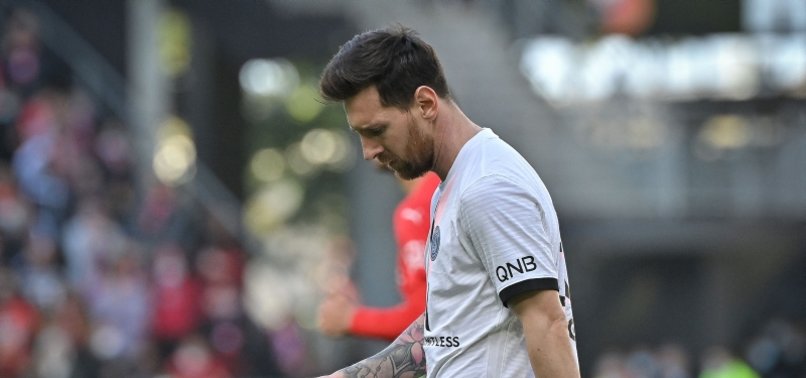 MESSI SUFFERS FIRST PSG DEFEAT, MARSEILLE MOURN TAPIE