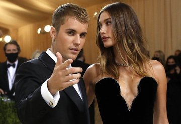 Hailey Bieber İlk Kez Justin Bieber Ve Selena Gomez Hakkında Konuştu
