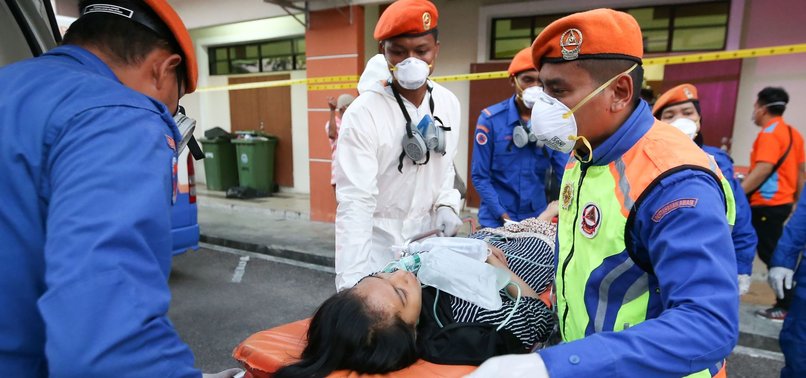 HUNDREDS ILL FROM TOXIC WASTE IN MALAYSIA