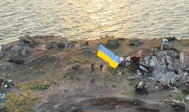 Russia prevents Ukraine from planting flag on Snake Island