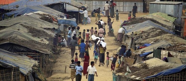 Bangladeş, Myanmar’a 105 bin Arakanlı Müslüman’ın adını gönderdi