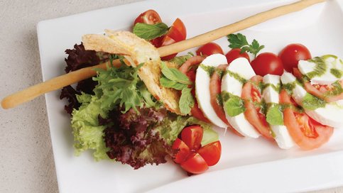 Mozzarella Salatası Caprese