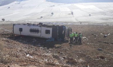 Eight people killed in bus accident in Türkiye