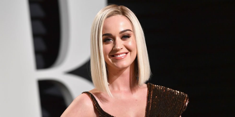 KATY PERRY PAPA’DAN ONAY BEKLİYOR