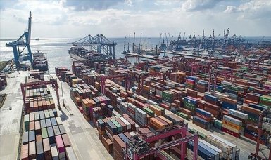 Türkiye's exports hits record level, foreign trade gap narrows 57% in January