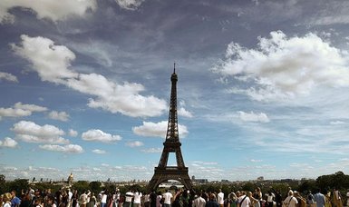 American tourists found sleeping it off atop Eiffel Tower