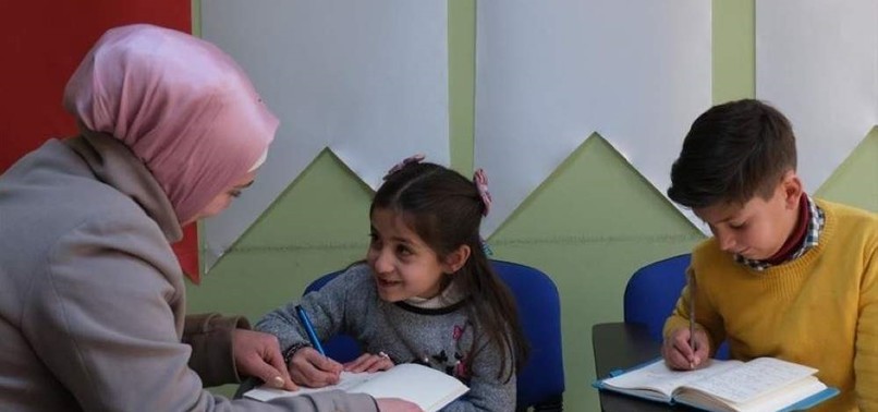 A CAREER HOPE FOR SYRIAN WOMAN WITH TURKISH CLASSES