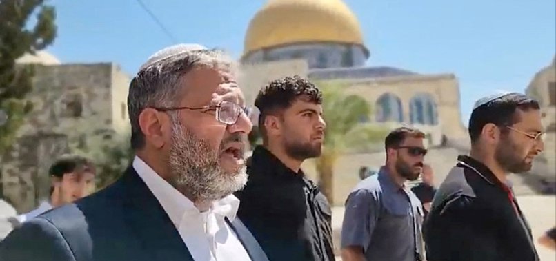 2 ISRAELI MINISTERS JOIN ILLEGAL SETTLERS IN STORMING OF AL-AQSA MOSQUE COMPOUND