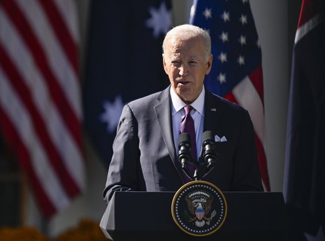 Biden says US will defend Philippines if China attacks