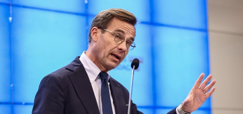 SWEDISH CONSERVATIVE LEADER ASKED TO FORM GOVERNMENT