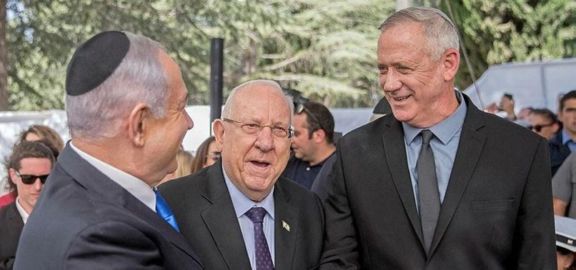 ISRAELI PRESIDENT BEGINS TALKS TO FORM NEW GOVERNMENT
