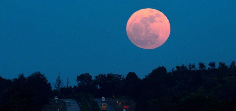 LAST BLOOD MOON ECLIPSE OF THE DECADE TO APPEAR SUNDAY