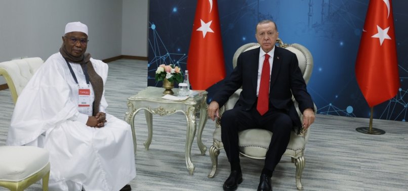TURKISH LEADER ERDOĞAN MEETS OIC CHIEF FOR TALKS