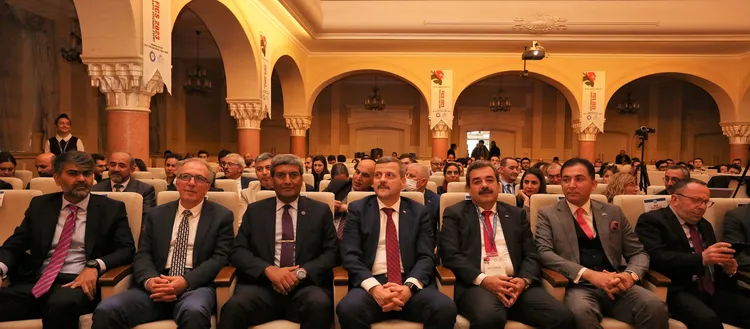 Fikirler Yarışıyor FICS 2023 Yarışmasında ödüller sahiplerini buldu ...