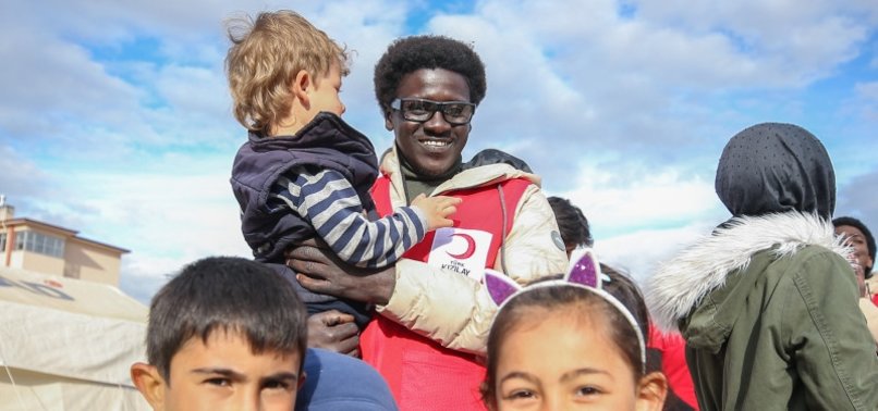 AFRICAN VOLUNTEERS BECOME PLAYMATES FOR CHILD VICTIMS OF TÜRKIYE EARTHQUAKES