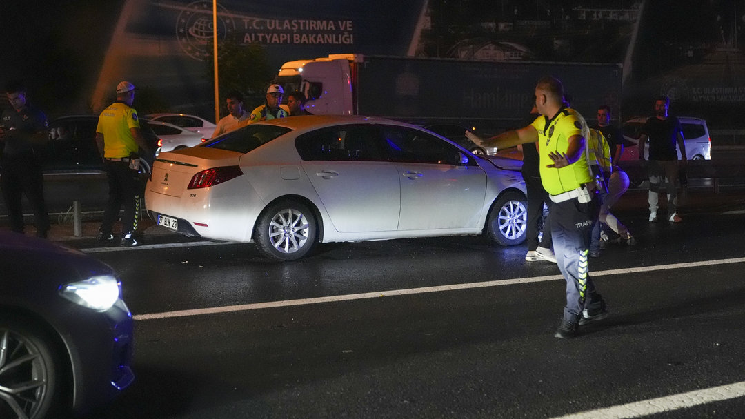 İSTANBUL’DA ZİNCİRLEME KAZA
