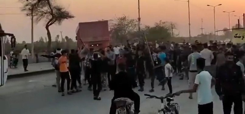 VIDEO SHOWS IRANIAN POLICE OPENING FIRE DURING WATER PROTEST
