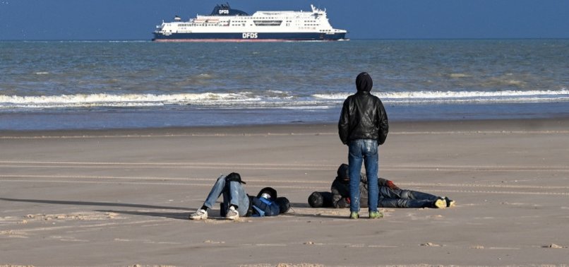 ALMOST 300 MIGRANTS ARRIVE IN BRITAIN AFTER DEATH IN ENGLISH CHANNEL