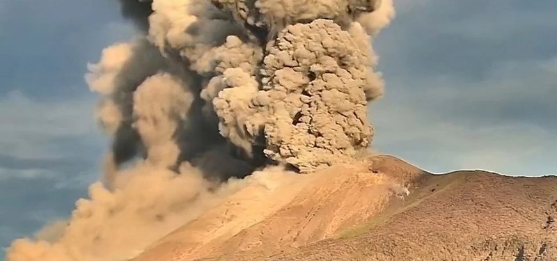 Philippines' Kanlaon volcano erupts, spews ash 4 km high