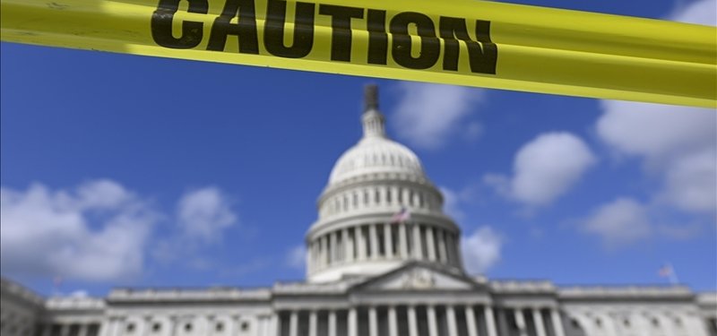 US House passes bill to avert government shutdown