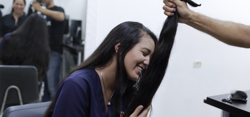IN VENEZUELA, WOMEN SELL HAIR AS ANOTHER WAY TO GET BY