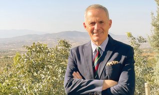 Tekstili bıraktı, cevizci oldu