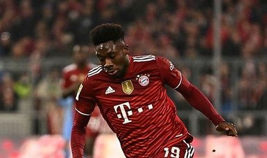 Bayern left-back Alphonso Davies has heart muscle issue after contracting coronavirus