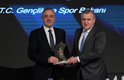 SporaYönVerenİsimlerTurkuvazMedyaahrefindexsporzirvesiclasstkktLnktargetblankSporZirvesiandeBuluştu