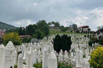 Avrupa’nın ortasında kapanmayan yara Srebrenitsa