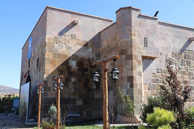 Türk konukseverliğinin simgesi: Kervansaraylar