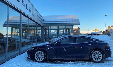 Electric cars take two-thirds of Norway car market