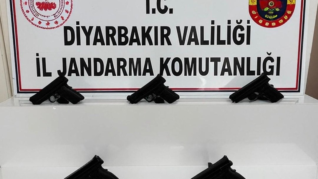 SİLAH KAÇAKÇILARINA OPERASYON