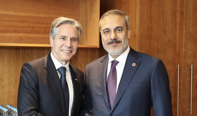 Turkish FM Fidan meets with top U.S. diplomat Blinken in London to discuss various issues