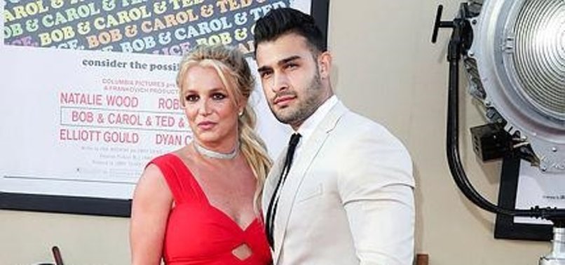 BRITNEY SPEARS AND PARTNER ANNOUNCE MISCARRIAGE
