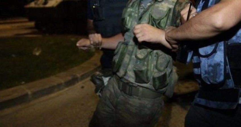 11 eski rütbeli asker gözaltına alındı