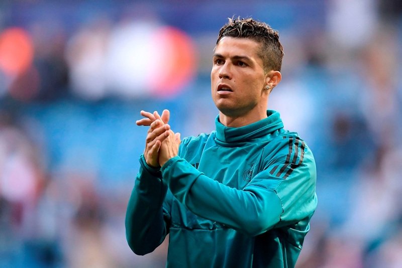 C. RONALDO DİZİ YAPIMCISI OLUYOR