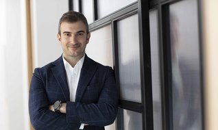 Yapay zeka çağında önceliğimiz insan