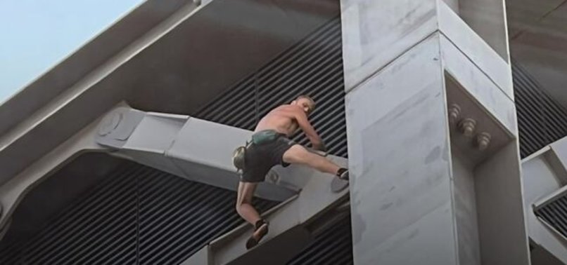 MAN ARRESTED AFTER CLIMBING CHEESEGRATER BUILDING IN LONDON