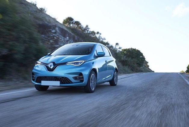 RENAULT ZOE 10 YAŞINDA
