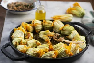 Ege Usulü Kabak Çiçeği Dolması