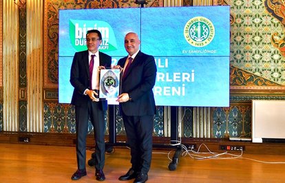 ahrefindexhalkbankclasstkktLnktargetblankHalkbankaaYılınİklimLideriödülü