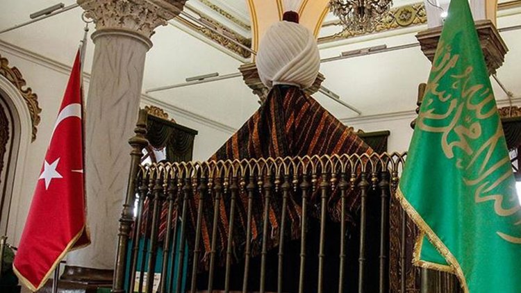 İlk ’Payitaht’taki padişah türbelerine ziyaretçi akını