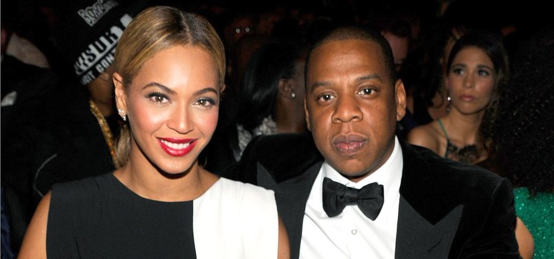 BEYONCE, JAY-Z OFFER FREE TICKETS TO FANS WILLING TO GO VEGAN