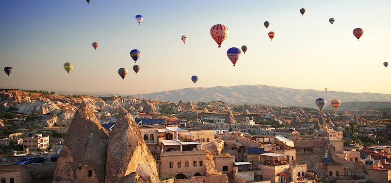 ARAB TOURISTS ENCOURAGE VISITING TURKEY ON SOCIAL MEDIA
