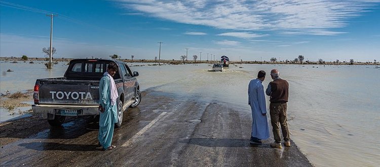 İran’ın güneyindeki sel felaketinde ölenlerin sayısı 26’ya yükseldi