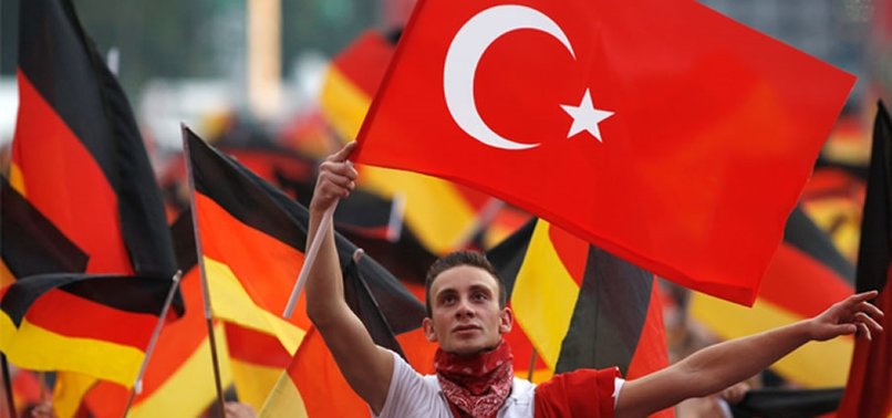 TURKS LIVING IN GERMANY TRANSFER NEAR $1B TO FAMILIES IN TURKEY