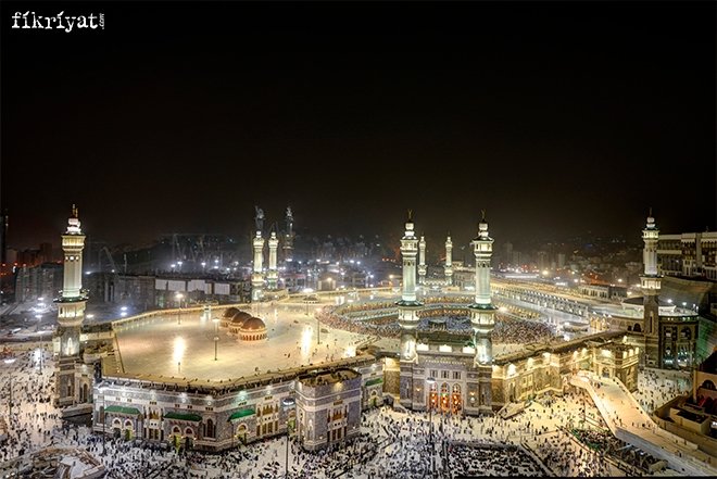 DÜNYANIN EN BÜYÜK CAMİSİ: MESCİD-İ HARAM